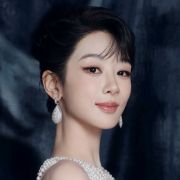 范丞丞头像